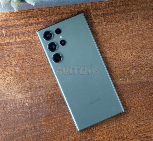 SAMSUNG S22 Ultra 