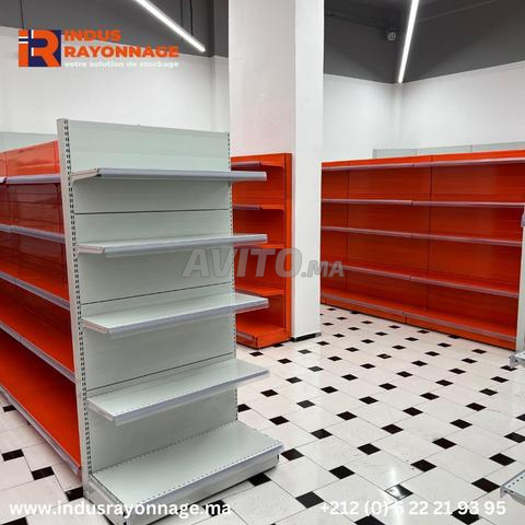 Rayonnage commercial pour les magasins