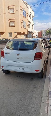 Sandero avec climat