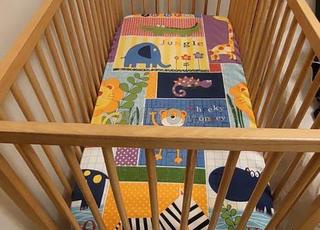 lit pour bébé jusqu'à 4 ans avec matelas
