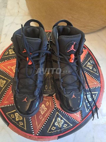 Espadrilles Air Jordan rétro Taille 43 