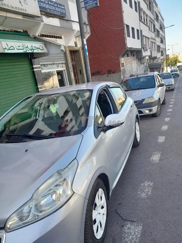 Peugeot 208 occasion Diesel Modèle 