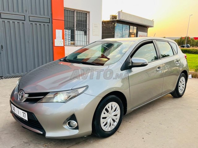 Toyota Auris occasion Diesel Modèle 