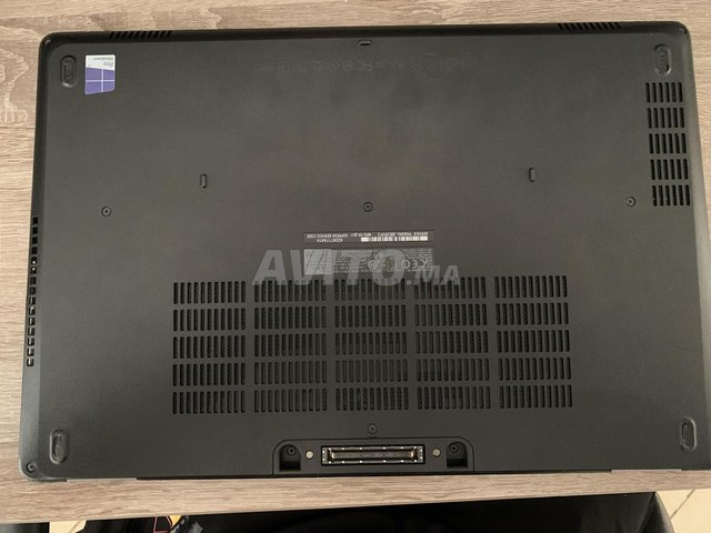 PC DELL LATITUDE E5570