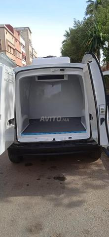 Location et carrosserie de voiture frigorifique