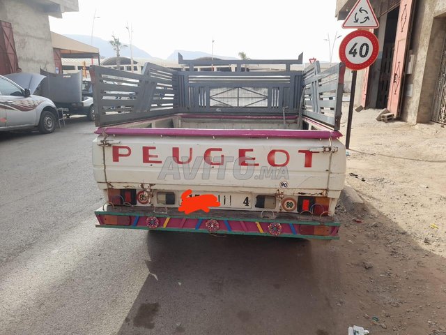 Peugeot 504 moudel 1996 chhar 7 5éme