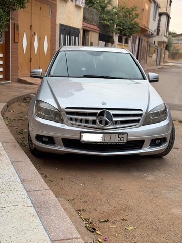 Mercedes-Benz 220 occasion Diesel Modèle 