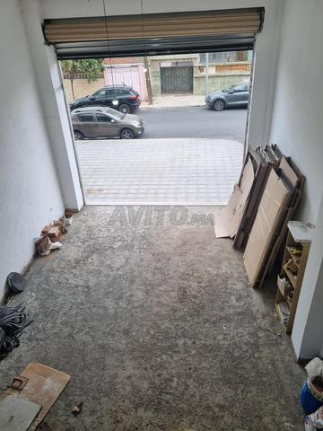 محل تجاري للبيع 100 متر مربع بالإضافة إلى 47الدار البيضاء