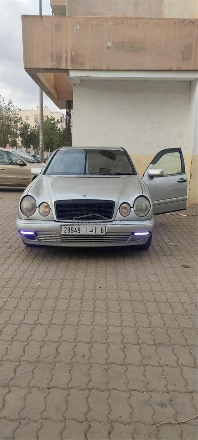 Mercedes E250