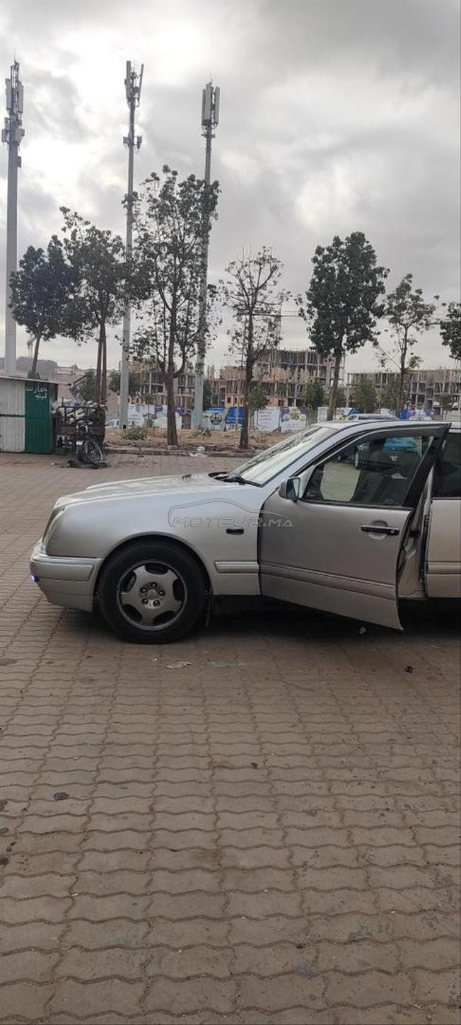 Mercedes E250