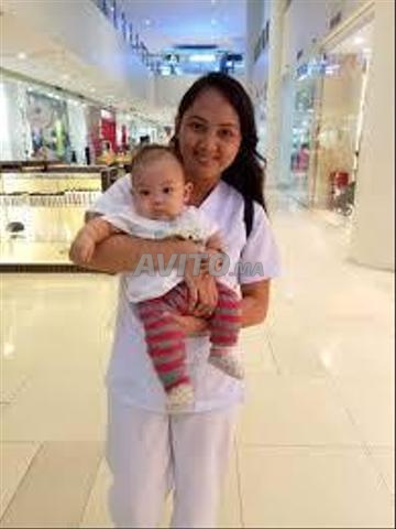 خدمات التنظيف ورعاية الأطفال من الفلبينيين