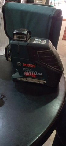 Niveau laser ligne professionnel Bosch GLL 3-80 CG 
