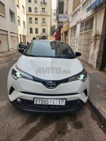 Toyota C-HR occasion Hybride Modèle 