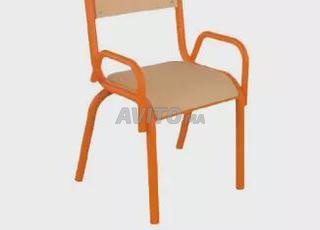 chaises pour les écoles maternelles