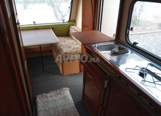 Caravane en très bonne état général 