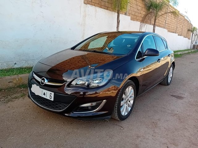 Opel Astra occasion Diesel Modèle 