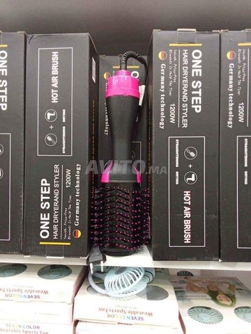 One Step Brosse Soufflante Air Chaud