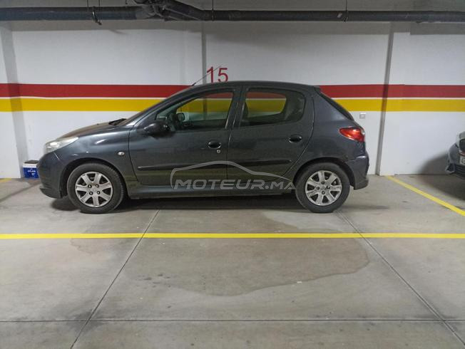 Peugeot 206plus diesel très bon état 