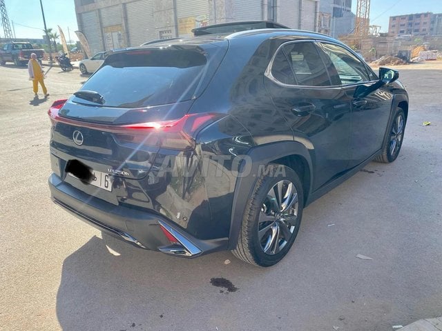 Lexus ux occasion Hybride Modèle 