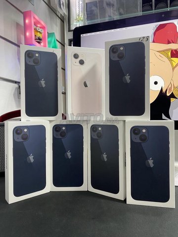 iPhone 13 Normal 128GB Midnight / Rose New