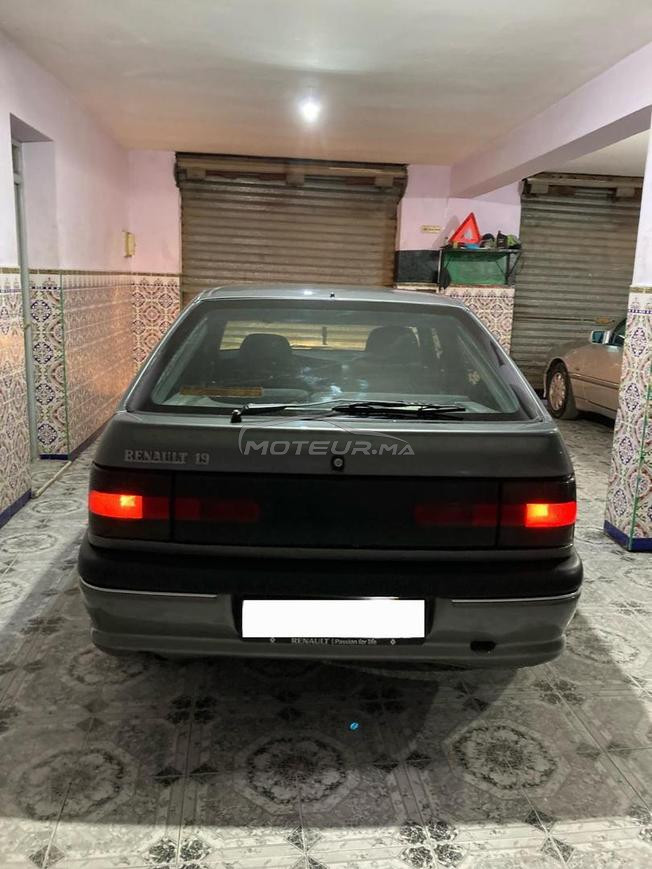 renault 19