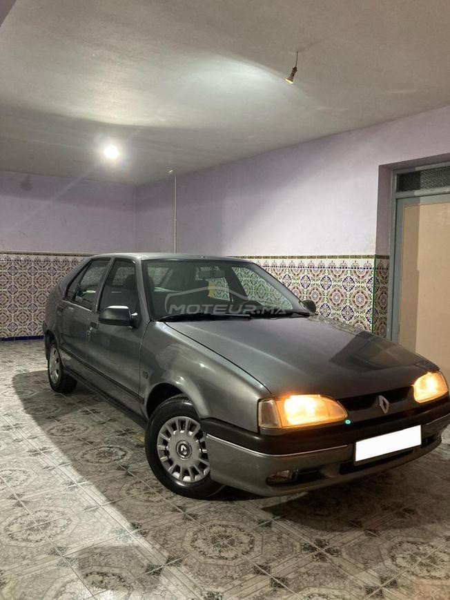 renault 19