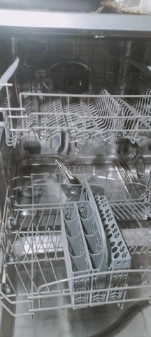 Lave vaisselle brand