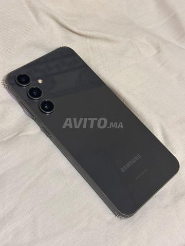 Samsung s23 fe 