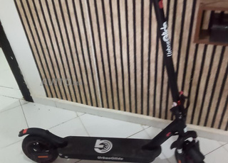 Trottinette électrique Urban Glide 100XS Pro 2