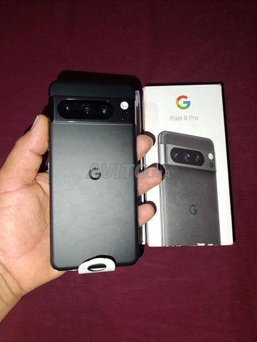 Google pixel 8 pro 12 Ram/128 Gb  jamais utilisée 