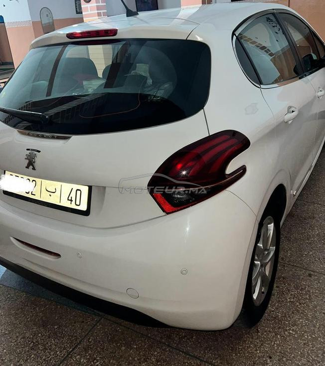 Peugeot 208 à Tanger