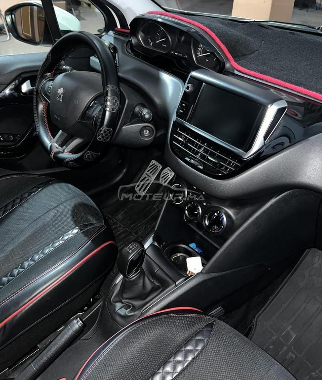 Peugeot 208 à Tanger