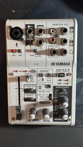 Yamaha AG 03 Blanche