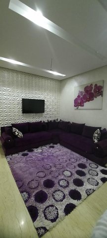 salon L ,tapis ,rideaux  et rideaux  