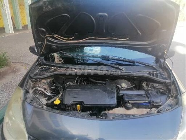 Renault Clio Essence Manuelle 2008
