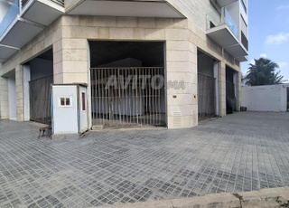 2 locaux commerciaux à Louer RIVIERA