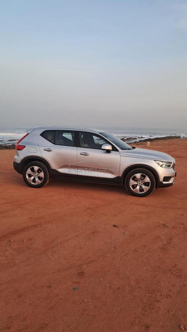 Volvo XC40  grise métallisé en excellente état. 