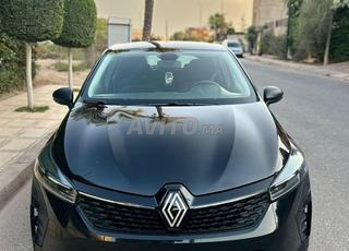 Clio 5 à louer Aéroport Marrakech