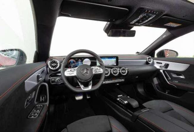 Mercedes-Benz Classe CLA Hybride Automatique 2022