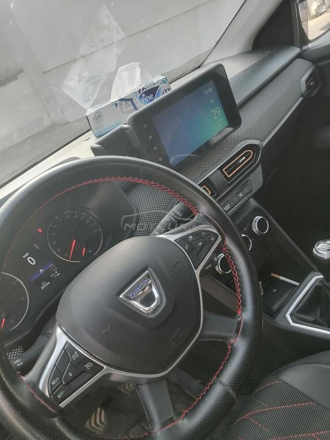 DACIA STEPWAY 1ER MAIN TOUTES OPTOINTS