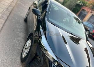 سيارة كليو 5 للإيجار في مطار مراكش