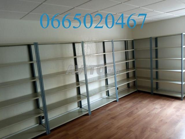 des rayonnages de bon qualite en promo