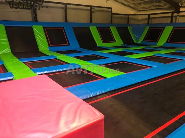 600m2 de Trampolines quasi neufs
