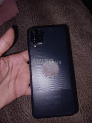 samsung galaxy a12    (128/4)