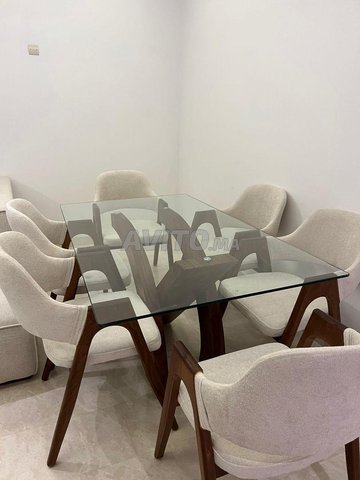 Table à manger en excellent état