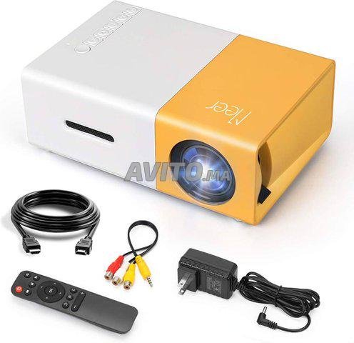 Mini Projecteur LED Portable Haute Définition