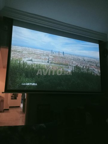 projecteur epson avec ecra