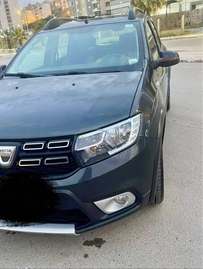 Dacia Sandero Stepway 2019 Tout option.