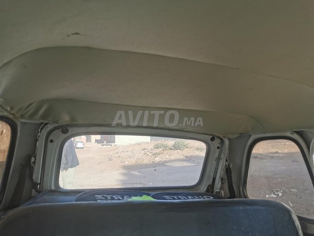 رونو ر4 بنزين يدوي 1982 في أكادير