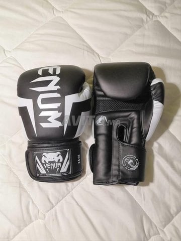 Gants de boxe Venum Elite Noir/Blanc